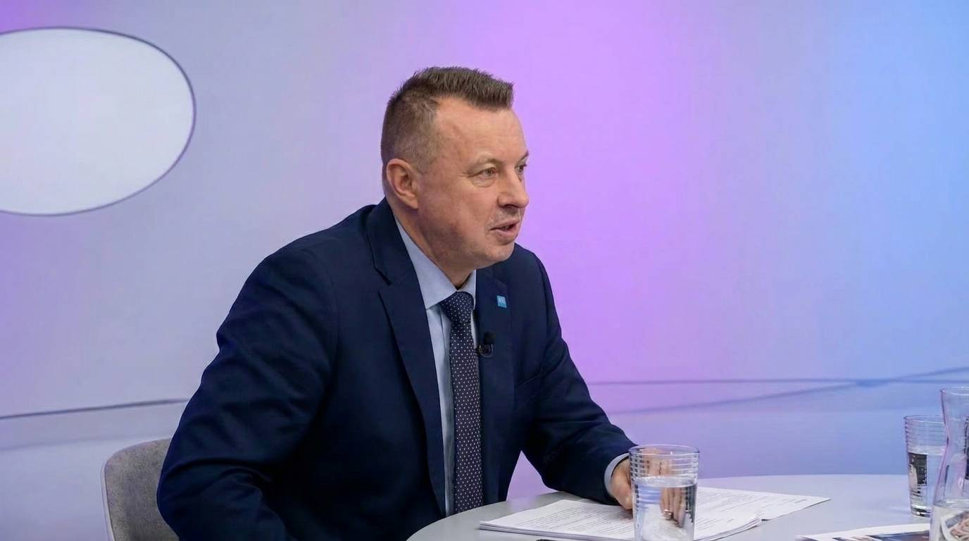 Aleš Michl se viditelně rozčílil ve studiu ČT
